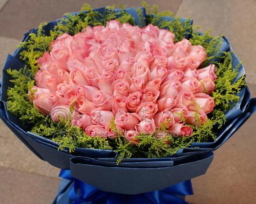 8朵粉玫瑰的花语与寓意（揭示8朵粉玫瑰所代表的吉祥与美好）

