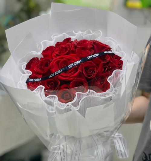 21朵玫瑰的花语（传递爱情与感谢之情）