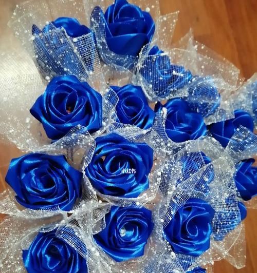 蓝色玫瑰花的花语（探讨蓝色玫瑰花的含义与象征）