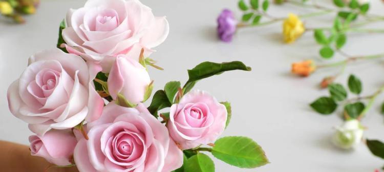 粉玫瑰的花语——爱与温柔（绽放在心间的美丽，传递爱与温情）