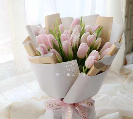 郁金香的花语及送花数量的含义（探索郁金香花语的深意和相关传统）