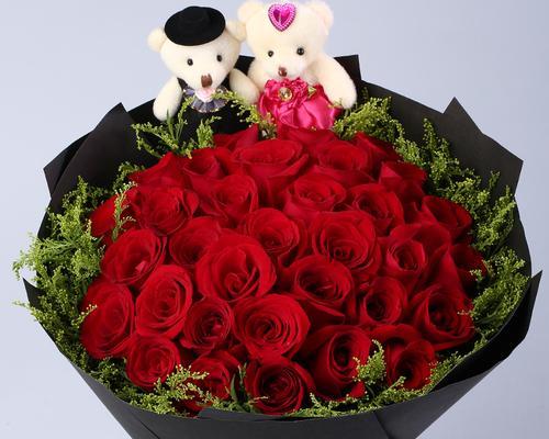 送女友玫瑰花的正确方式（多少朵玫瑰花合适？送花的含义和时机选择）