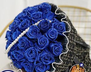 以蓝玫瑰花代表什么意思？（探寻蓝玫瑰的象征意义）