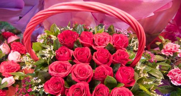 13朵玫瑰花的花语与含义（解读13朵玫瑰花背后的情感和象征）