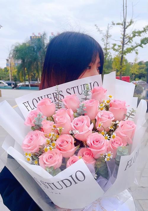 19支玫瑰花的深刻含义（传递爱意与祝福，一束玫瑰花背后的意义）