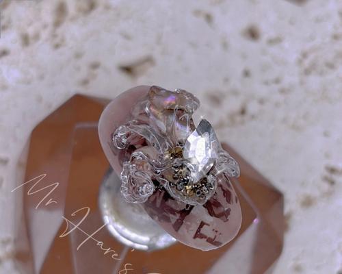 水晶花的花语及其寓意（探寻水晶花的神秘之美）