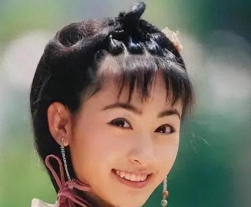 花开兄妹情（用花语诠释深情）