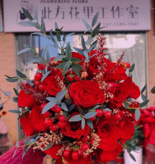 红色玫瑰花的象征意义（深情）