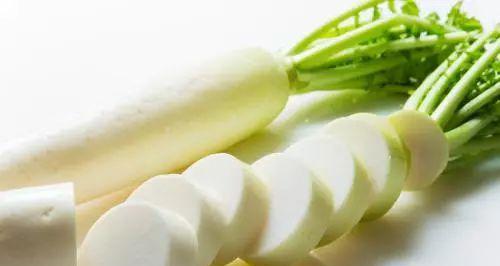 白萝卜究竟是碳水还是蔬菜（分析白萝卜的碳水化合物成分）