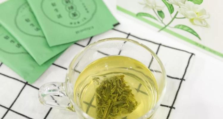 白桃乌龙茶的美味与健康（探索白桃乌龙茶的历史）