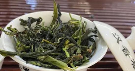 探秘单丛属于什么茶（品鉴单丛茶的好处和饮用方法）