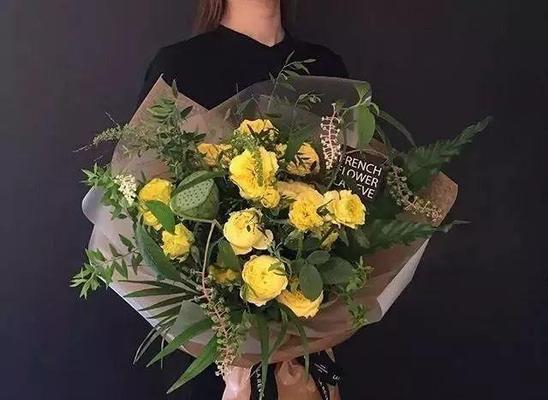 四朵玫瑰的花语之解读（玫瑰的不同颜色和数量所传递的情感）