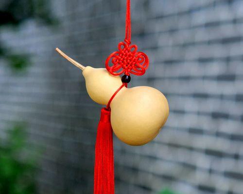葫芦的寓意与象征风水（探寻葫芦的吉祥含义与风水禁忌）