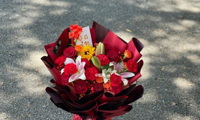 花语之美——百合、康乃馨、情人草、玫瑰的寓意（四种花的意义及象征）