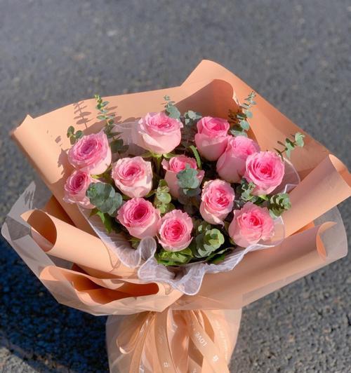 11朵玫瑰花寓意（11朵玫瑰花）