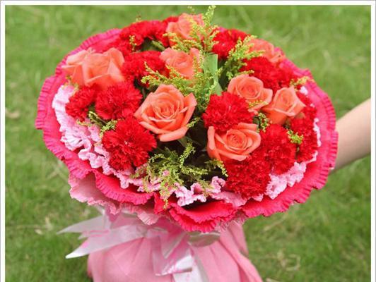 康乃馨花语（康乃馨花语的浪漫寓意及其象征的爱情）