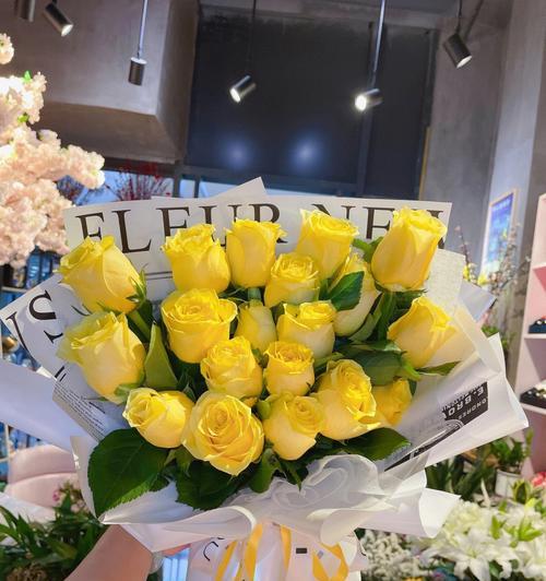 黄玫瑰花的代表寓意（绽放温暖与幸福的花朵）