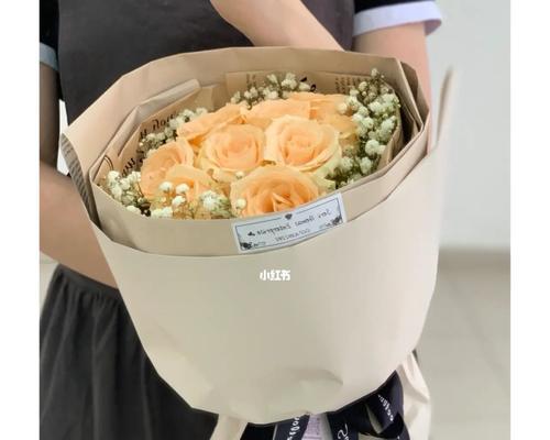 11朵玫瑰的花语含义（传递爱情与祝福的玫瑰花束）