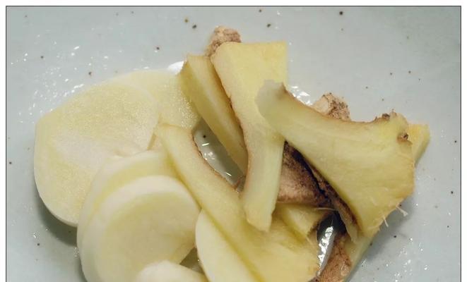 独蒜剥皮技巧有哪些？如何快速去除独蒜皮？