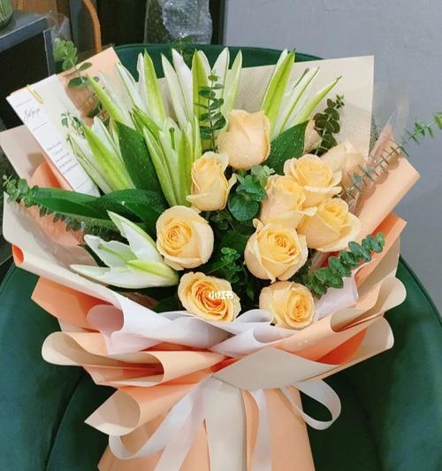 玫瑰百合花束制作的方法视频大全