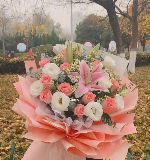 玫瑰百合花束制作的方法视频大全