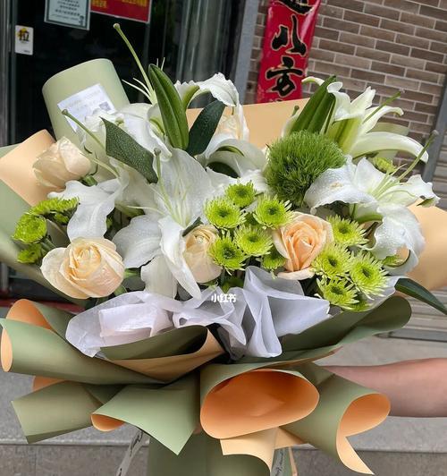 20朵香槟色玫瑰搭配花束图片大全