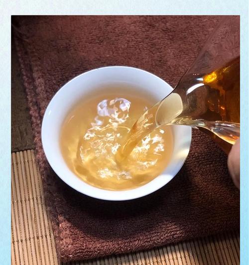 柠檬蜂蜜菊花可以泡茶吗是真的吗