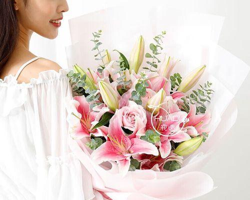 六朵百合加五枝玫瑰的含义是什么？表达什么情感？