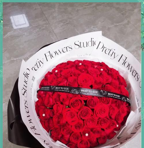 6朵红色玫瑰花束包装视频