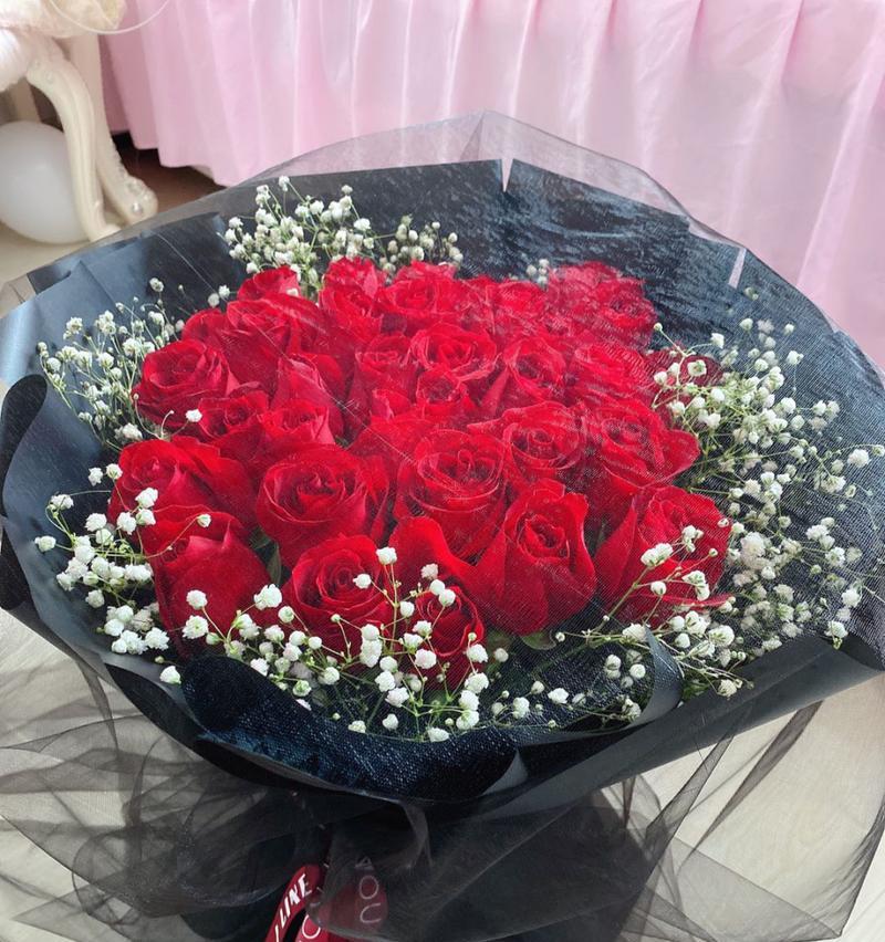 一开口就是玫瑰花的含义是什么？