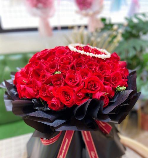 红色玫瑰花鲜花99朵代表什么？为什么选择99朵玫瑰？