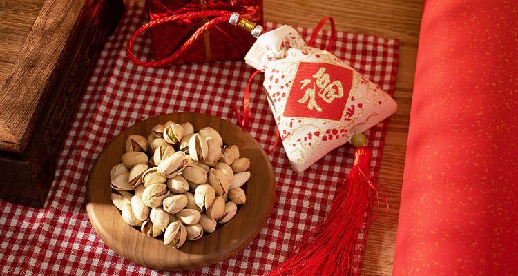 春节吃花生什么寓意？花生在春节文化中的象征意义是什么？