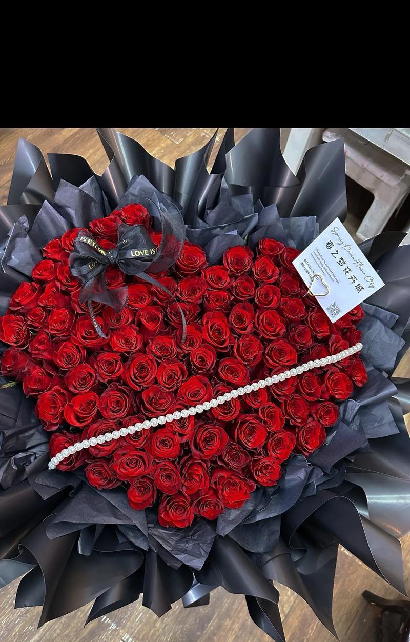 99朵玫瑰花的含义是什么？为什么人们常送99朵玫瑰？