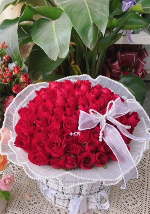 66朵玫瑰花的含义是什么？为什么人们会选择66朵玫瑰？