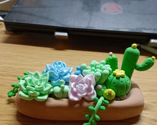 哪些植物适合用黏土制作盆景？黏土盆景的养护方法是什么？