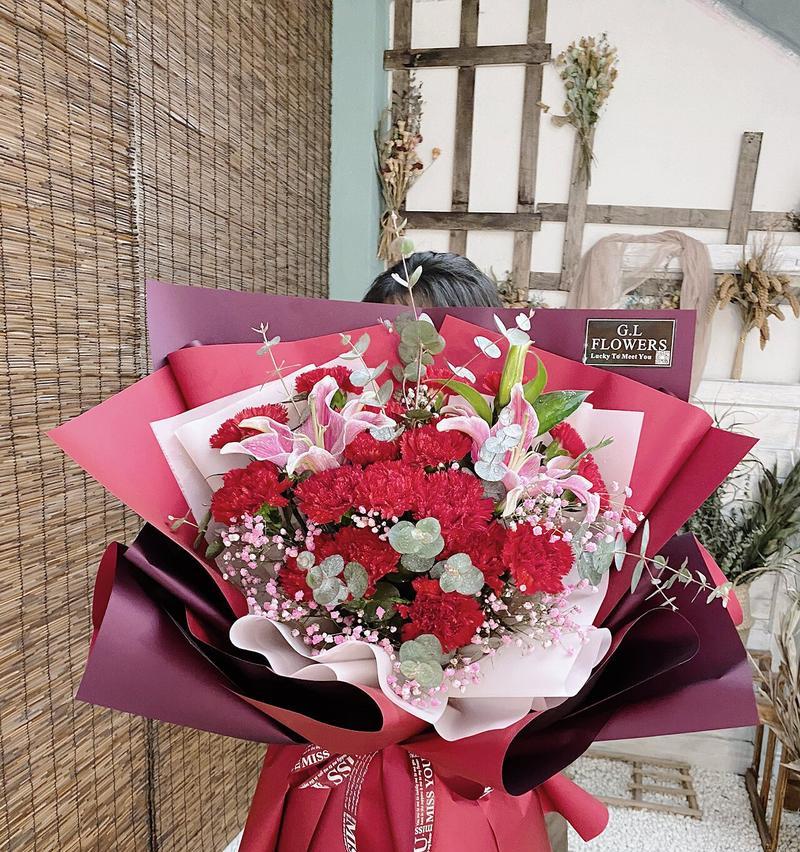 康乃馨送给老师有何深意？花语代表了什么？