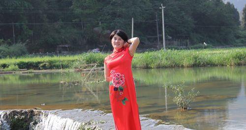 母女花语中姐妹情深的含义是什么？