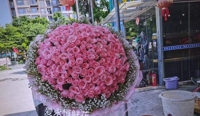 自制玫瑰花礼物时应该搭配什么花语？