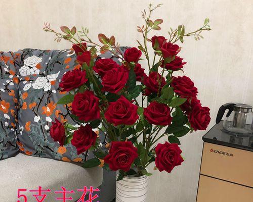干枝插花玫瑰花怎么养？保持插花新鲜的技巧有哪些？