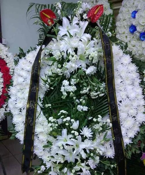 花圈通常用来表达什么样的花语？