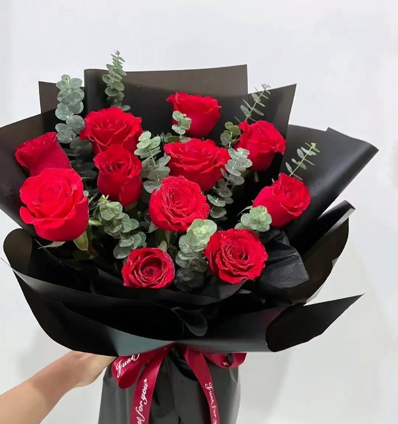 玫瑰花作为情侣标志有何含义？情侣间用玫瑰花代表什么？