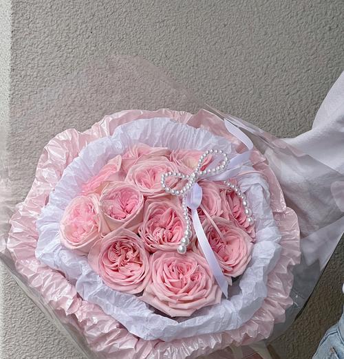 蓝目菊寓意花语是什么？粉色的玫瑰花牡丹花代表什么？