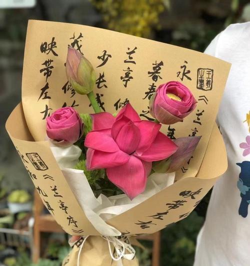 淡淡的紫玖花语是什么？紫玖花束的寓意是什么？