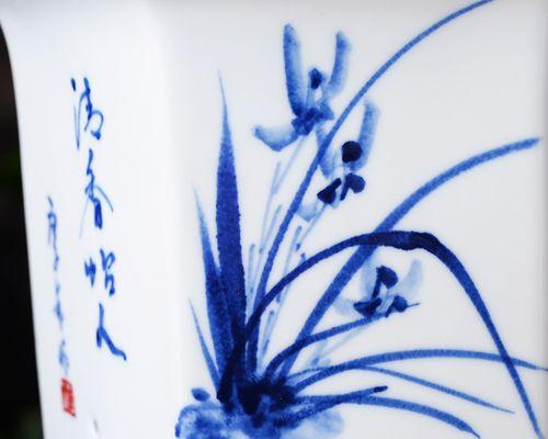 君子兰广东蓝色品种好养吗？如何养护？