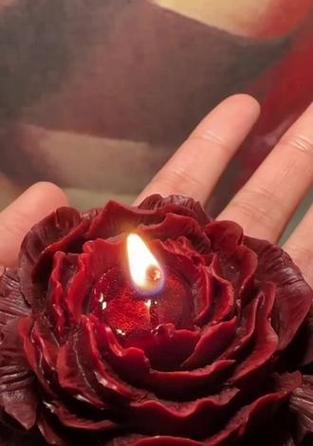 开花玫瑰花蜡烛的正确名称是什么？
