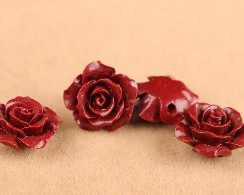 紫金自用玫瑰花的养护方法是什么？如何保持其美观？