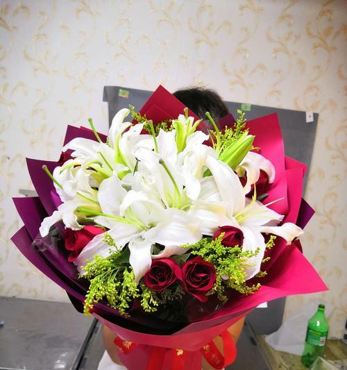 表达妈妈的花语是什么花？哪种花代表对妈妈的爱？