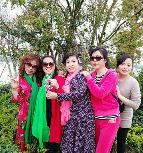 庐山花语世界是干什么的？庐山花语世界的特色服务有哪些？