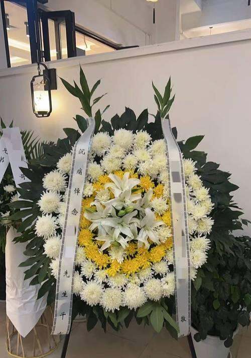 玫瑰花圈的花语有何含义？它象征着什么？