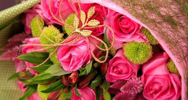 粉色玫瑰花在求婚中代表了什么？它传递了哪些情感？